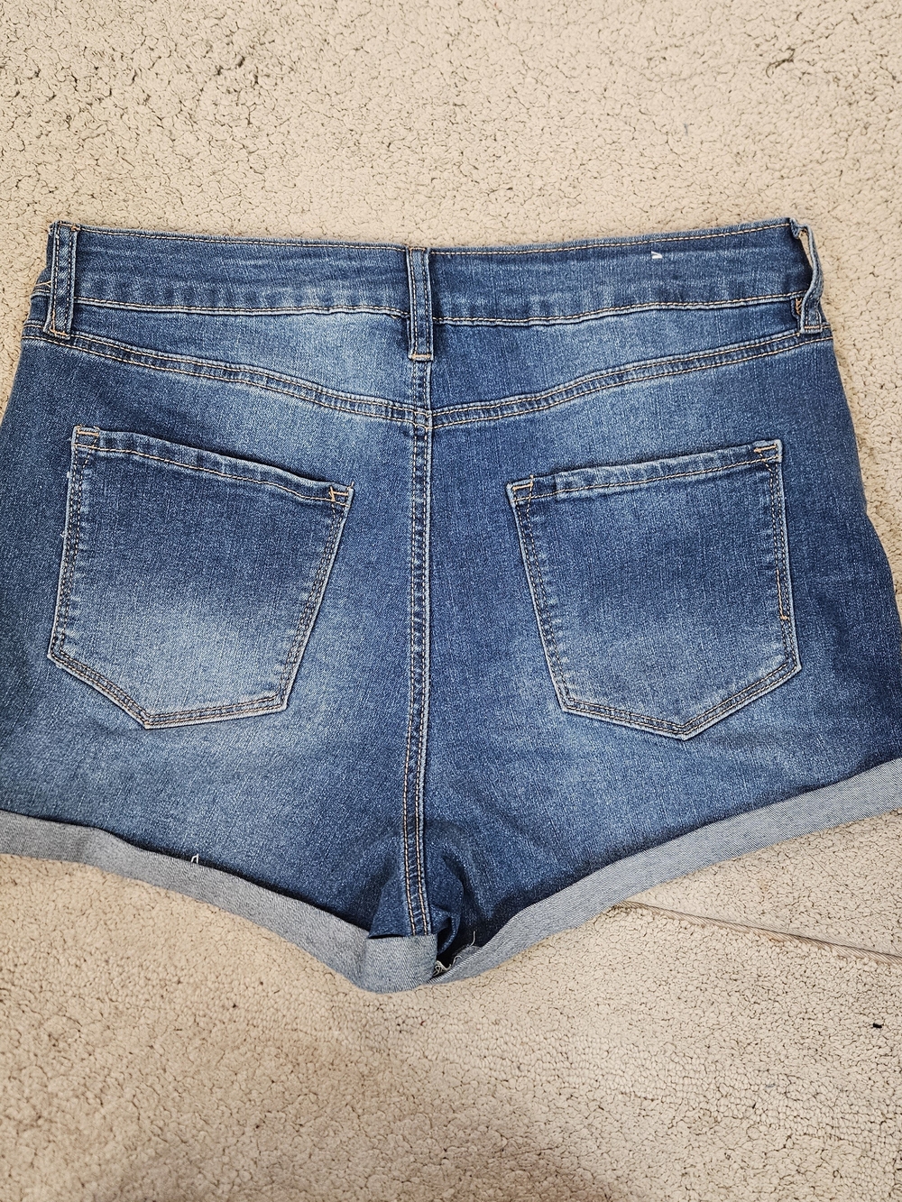 Rue21 Blue Distressed High-Rise Jean Shorts Size 12 - Picture 6 of 7